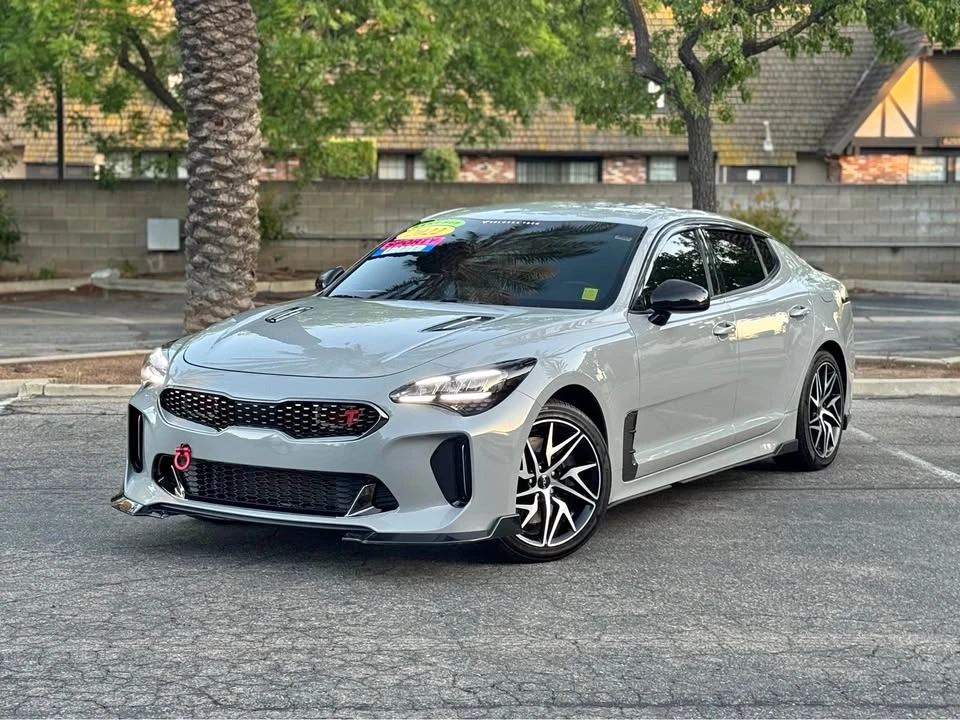 2022 Kia Stinger GT - Image 2 of 18