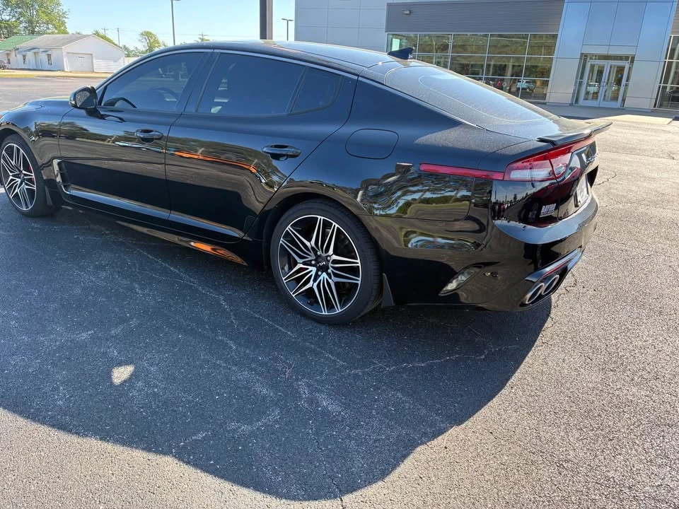 2022 Kia Stinger - Image 3 of 12