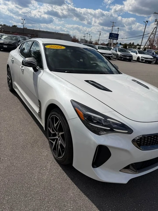 2022 Kia Stinger - Image 3 of 11