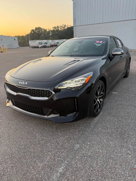 2022 Kia Stinger - Image 2 of 8