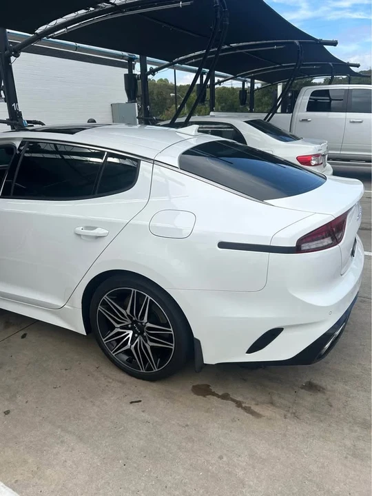 2022 Kia Stinger GT - Image 3 of 8