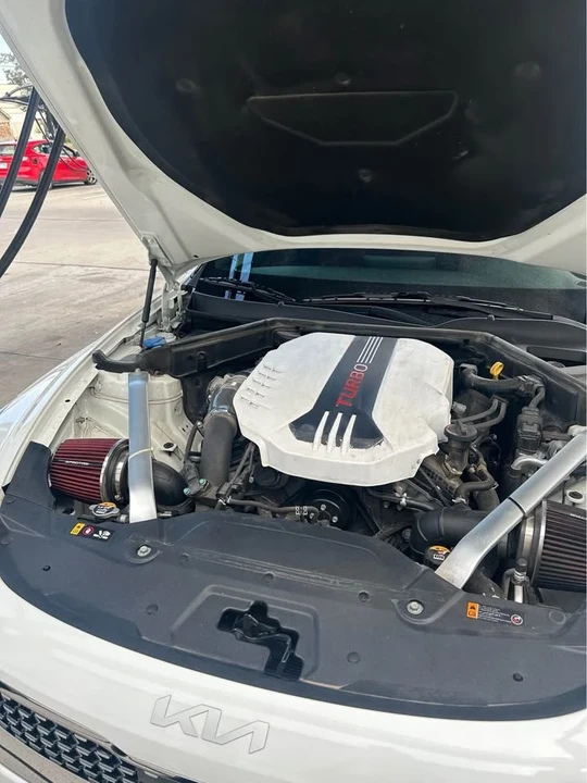 2022 Kia Stinger GT - Image 4 of 8