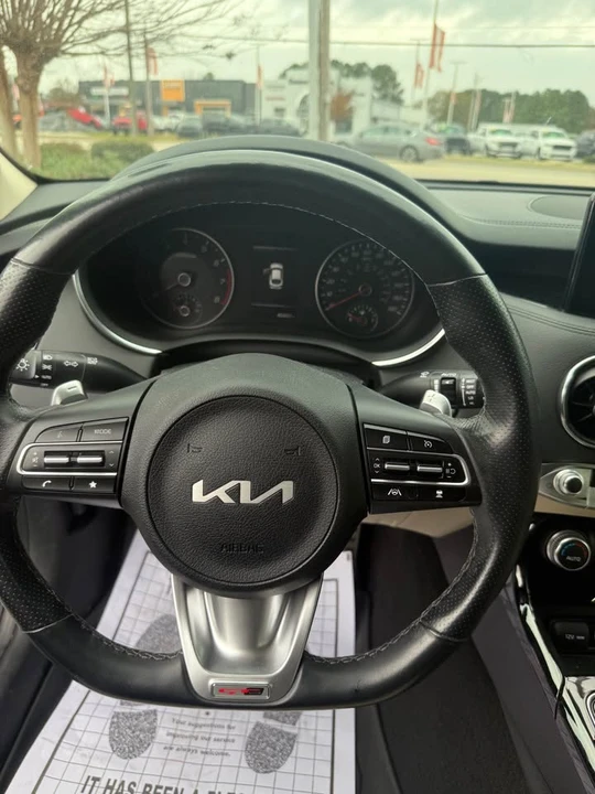 2022 Kia Stinger GT - Image 11 of 12