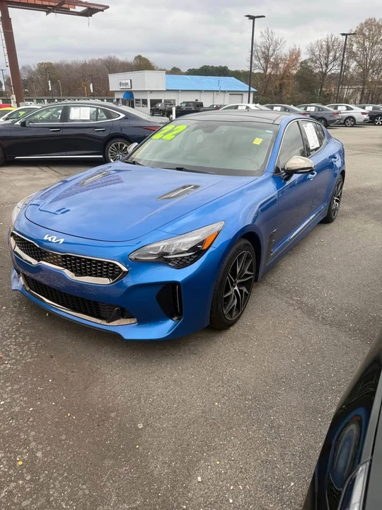 2022 Kia Stinger GT - Image 2 of 12
