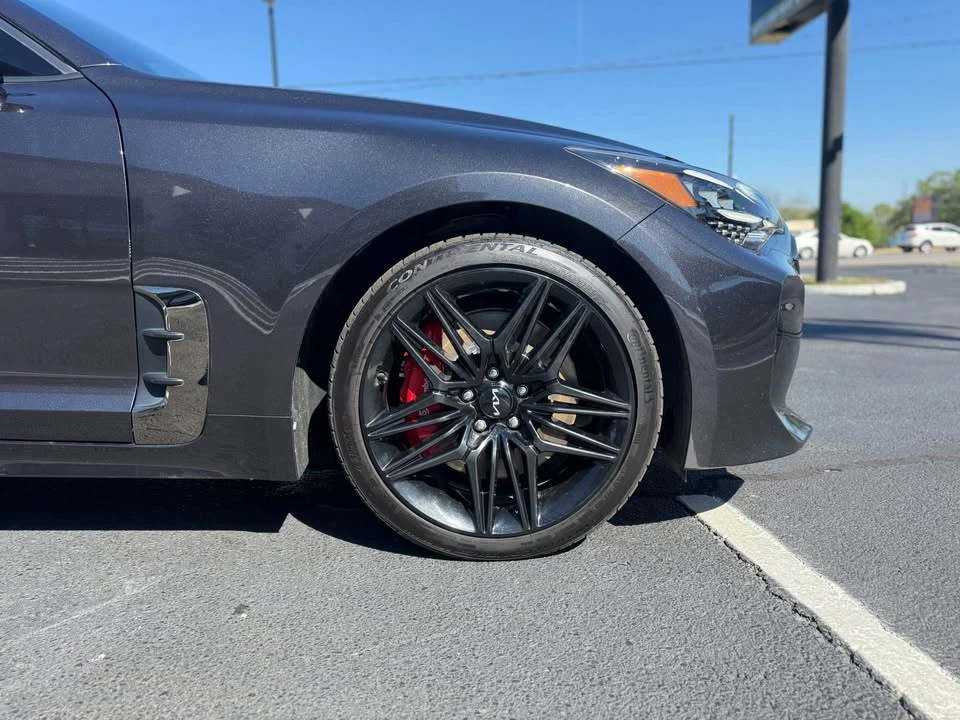 2022 Kia Stinger GT - Image 18 of 20