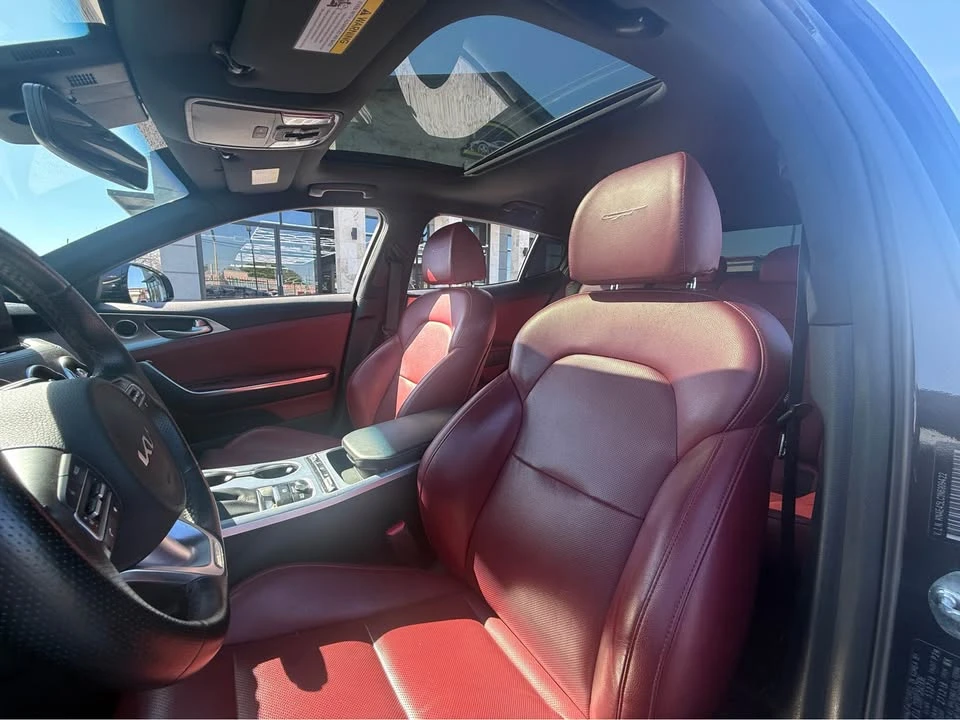 2022 Kia Stinger GT - Image 12 of 20