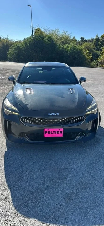 2022 Kia Stinger - Image 2 of 7