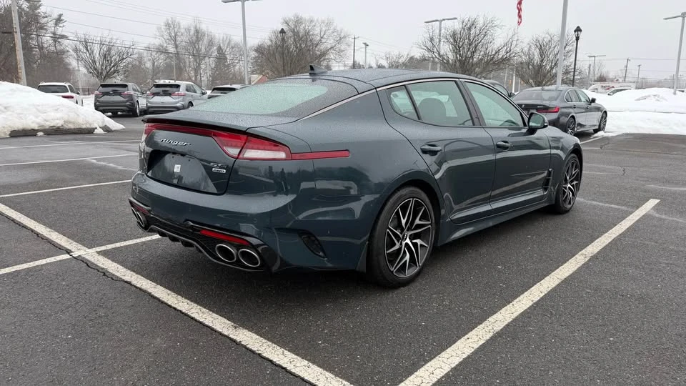 2022 Kia Stinger - Image 5 of 11