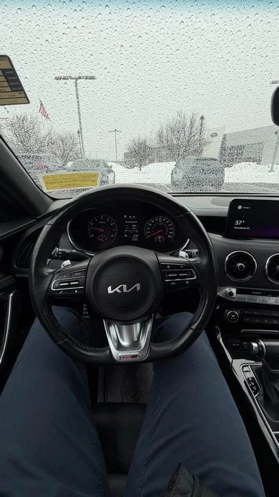 2022 Kia Stinger - Image 11 of 11