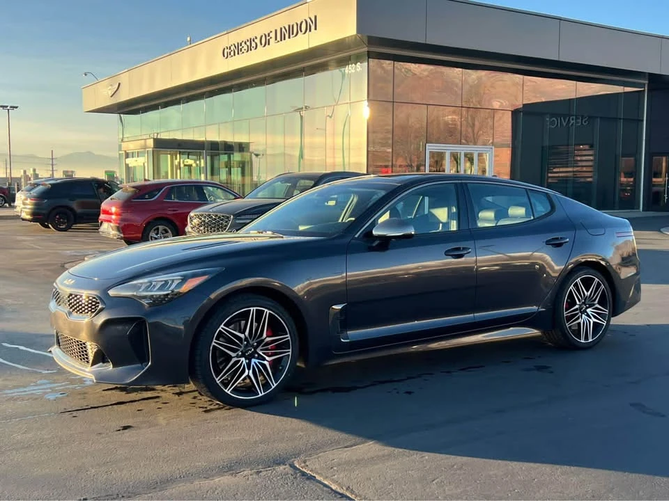 2022 Kia Stinger GT - Image 6 of 11