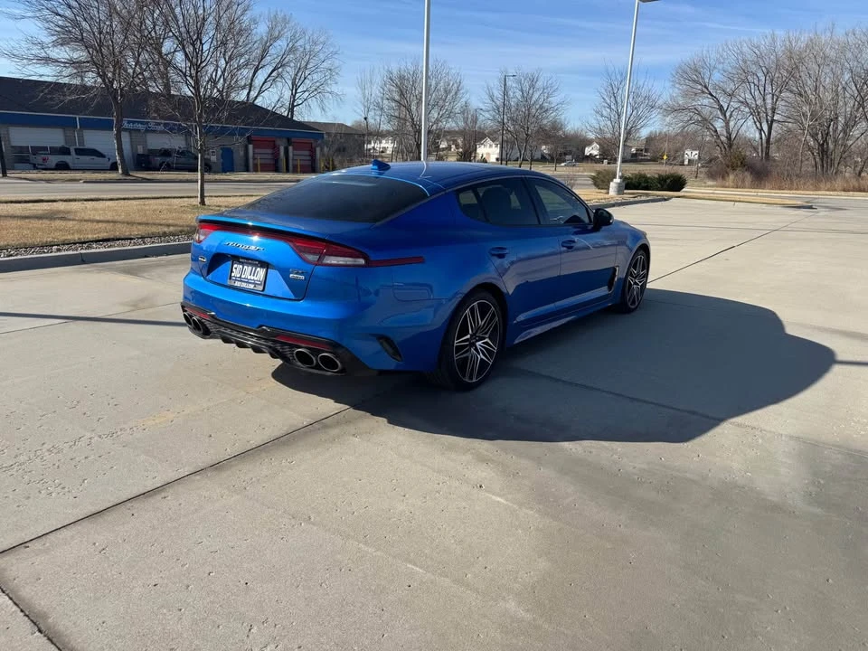 2022 Kia Stinger GT - Image 3 of 15