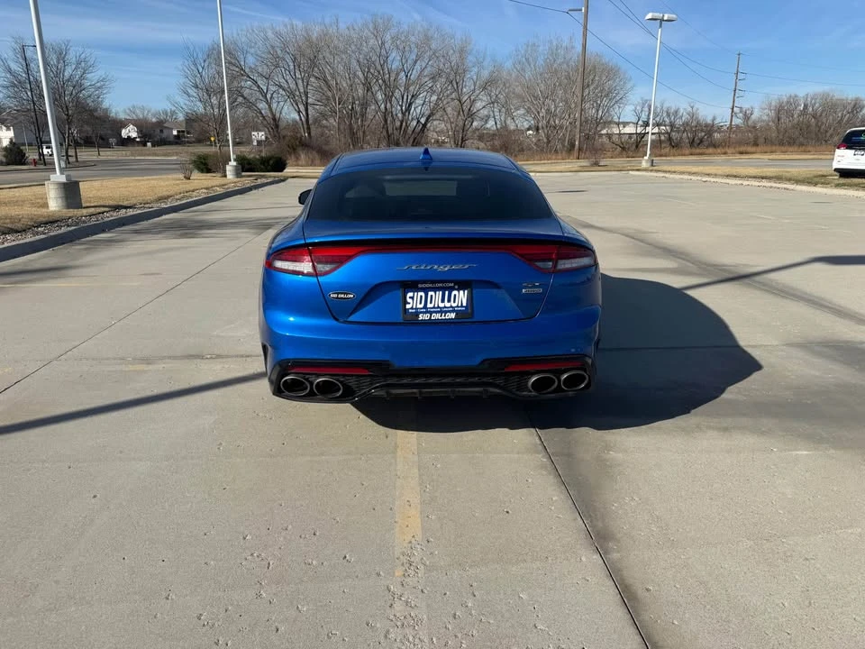2022 Kia Stinger GT - Image 8 of 15
