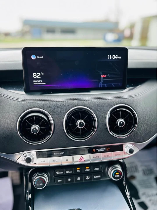 2022 Kia Stinger GT - Image 8 of 10