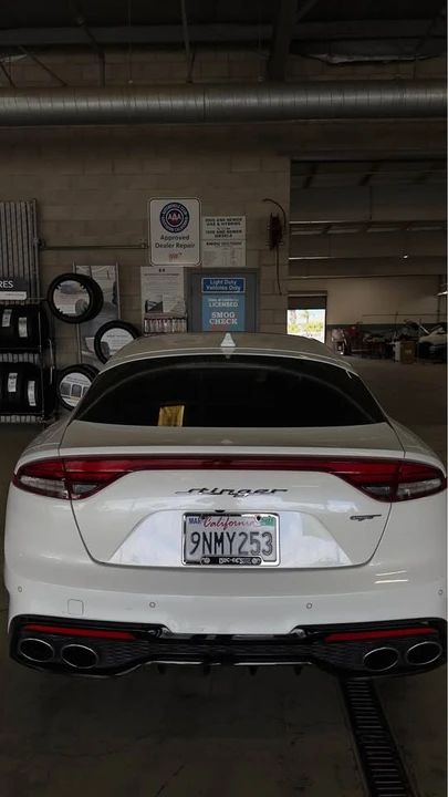 2022 Kia Stinger GT - Image 5 of 6