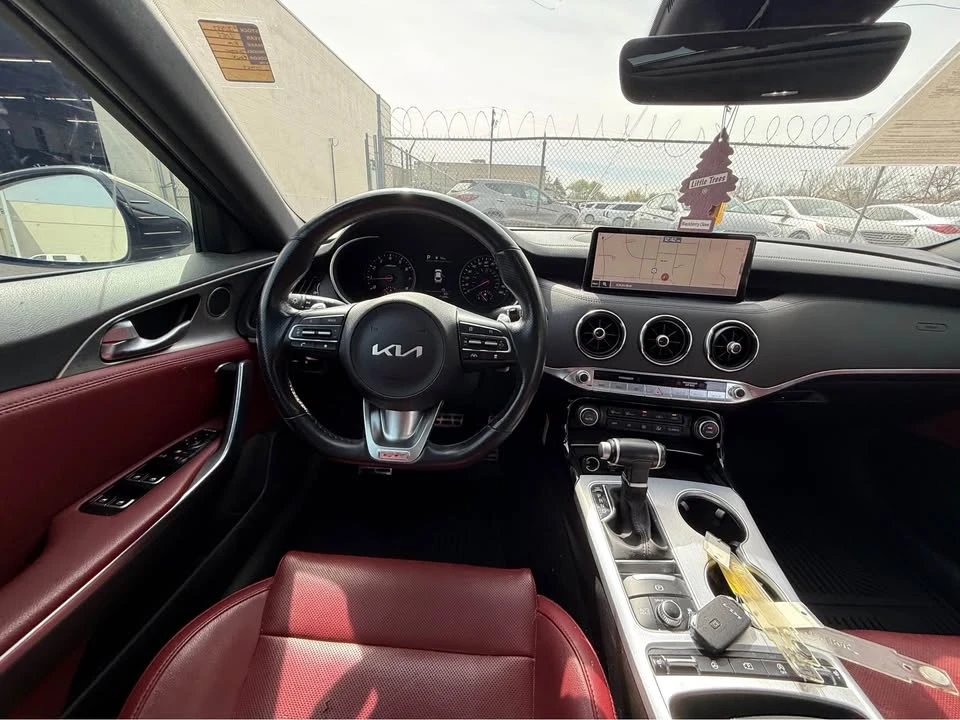 2022 Kia Stinger GT - Image 4 of 7