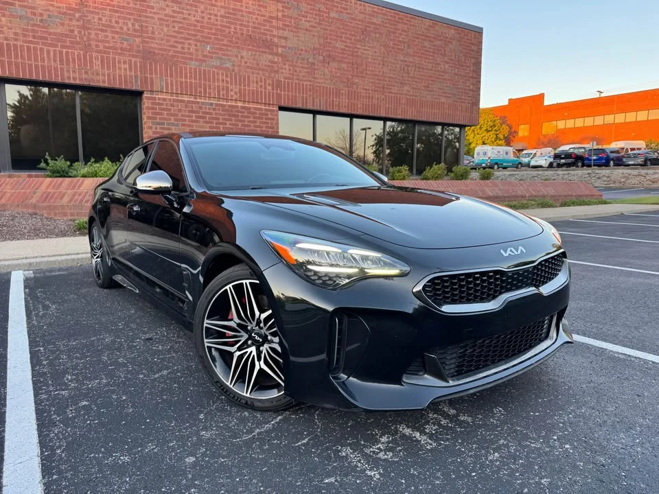 2022 Kia Stinger GT - Image 2 of 14