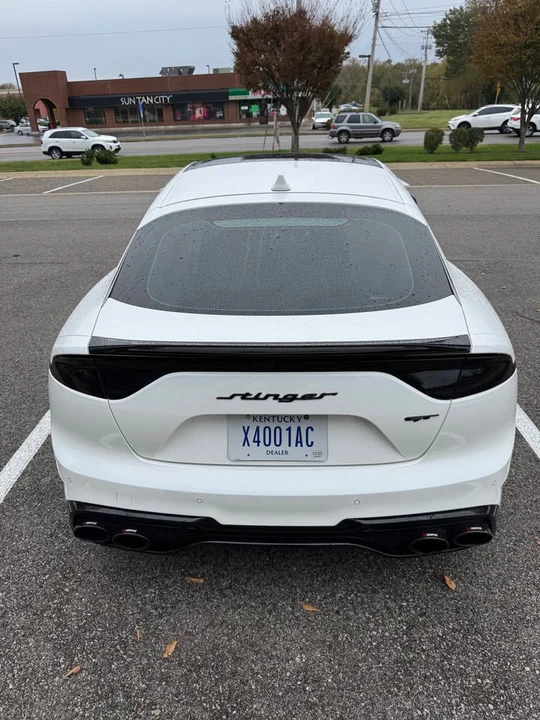 2022 Kia Stinger GT - Image 8 of 20