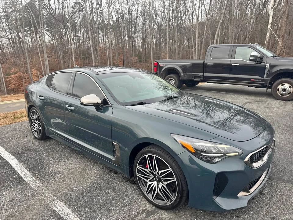2022 Kia Stinger GT - Image 2 of 8