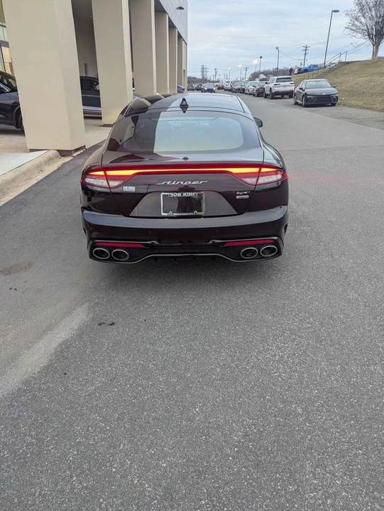 2022 Kia Stinger GT - Image 2 of 11