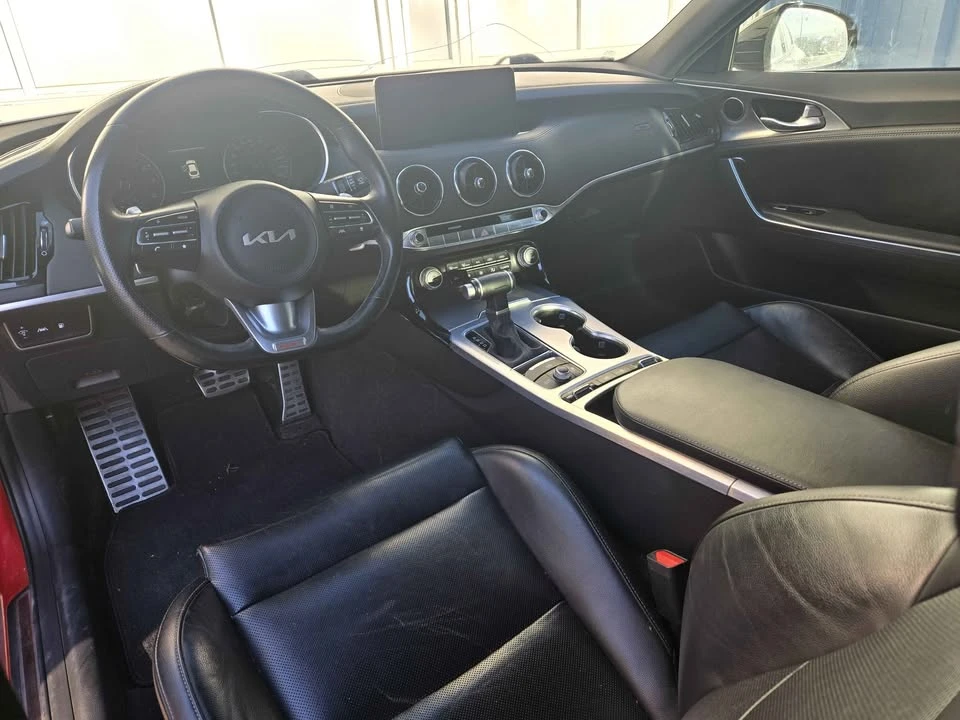 2022 Kia Stinger GT - Image 8 of 13