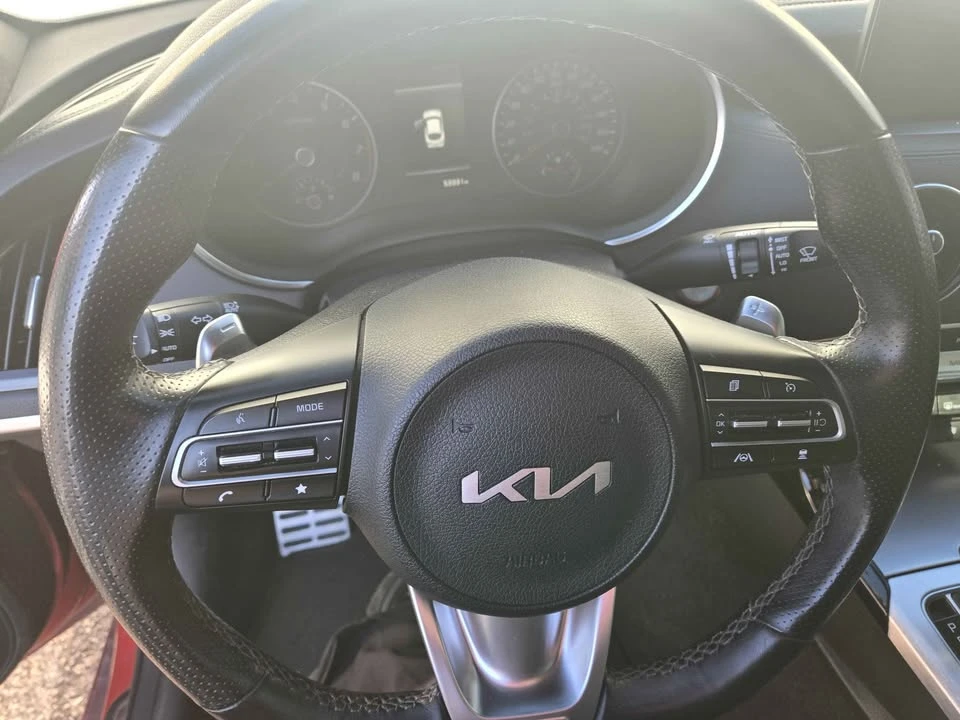 2022 Kia Stinger GT - Image 9 of 13