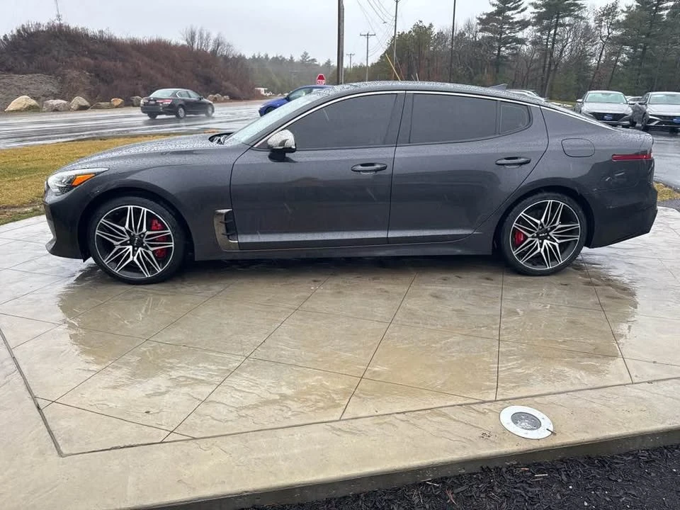 2022 Kia Stinger GT - Image 3 of 17