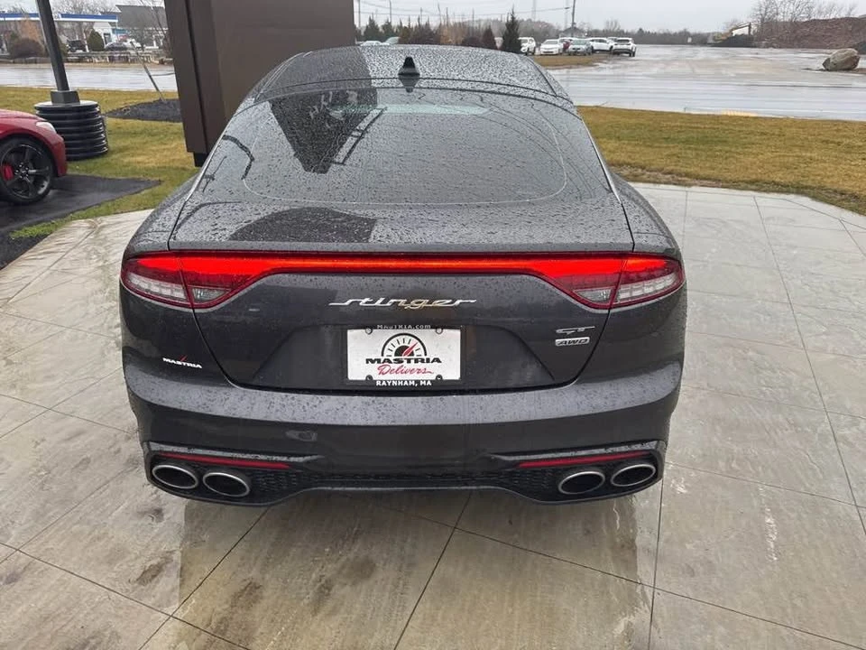 2022 Kia Stinger GT - Image 5 of 17