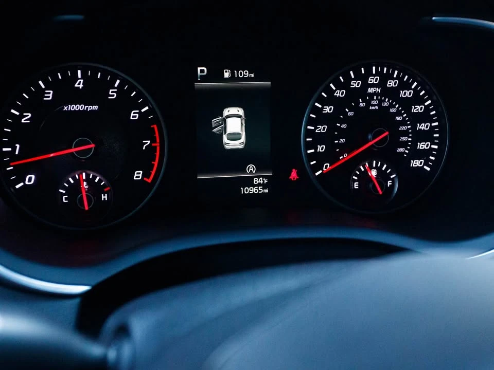 2022 Kia Stinger GT - Image 13 of 16