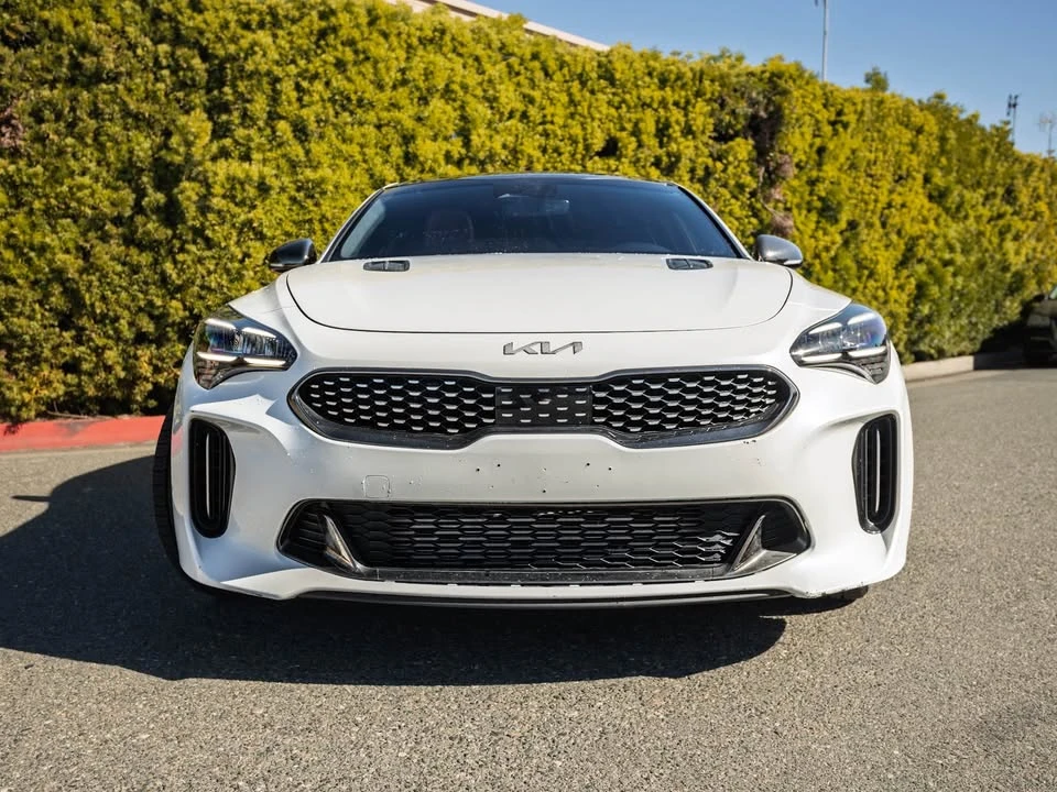 2022 Kia Stinger GT - Image 2 of 16