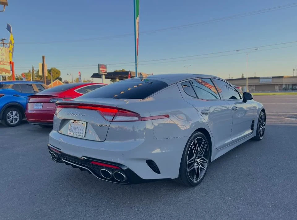 2022 Kia Stinger GT - Image 4 of 12