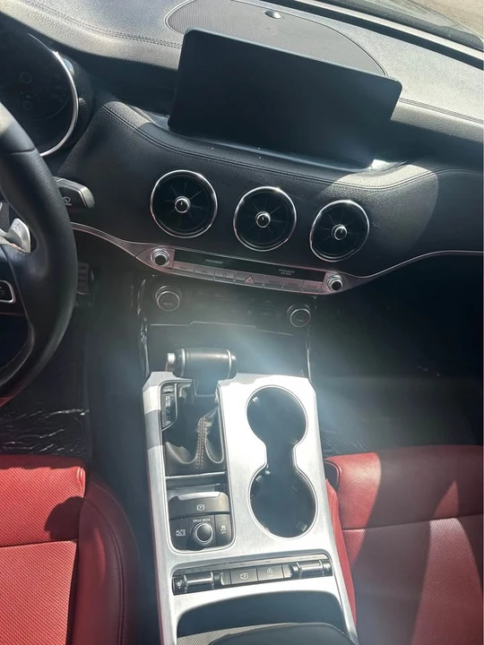 2022 Kia Stinger GT - Image 12 of 14