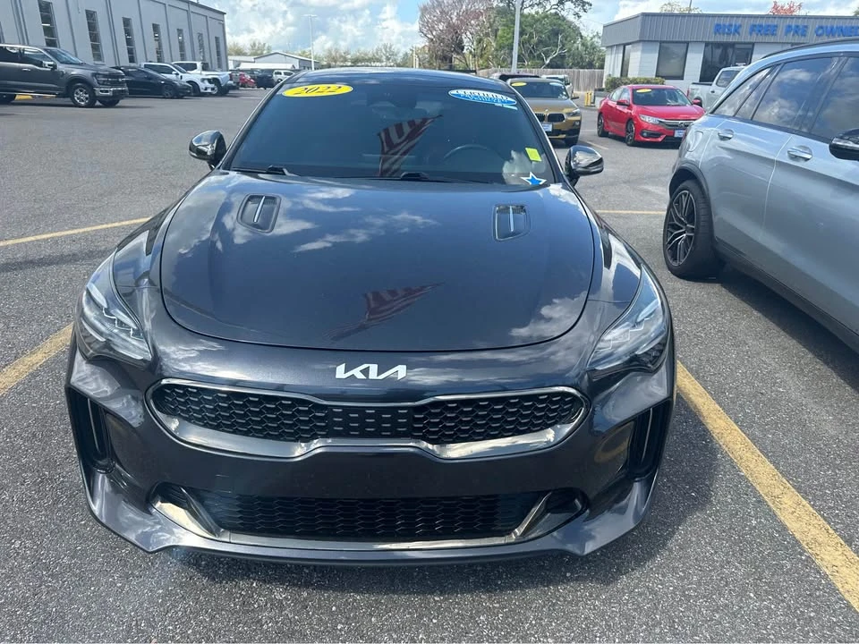 2022 Kia Stinger GT - Image 2 of 14