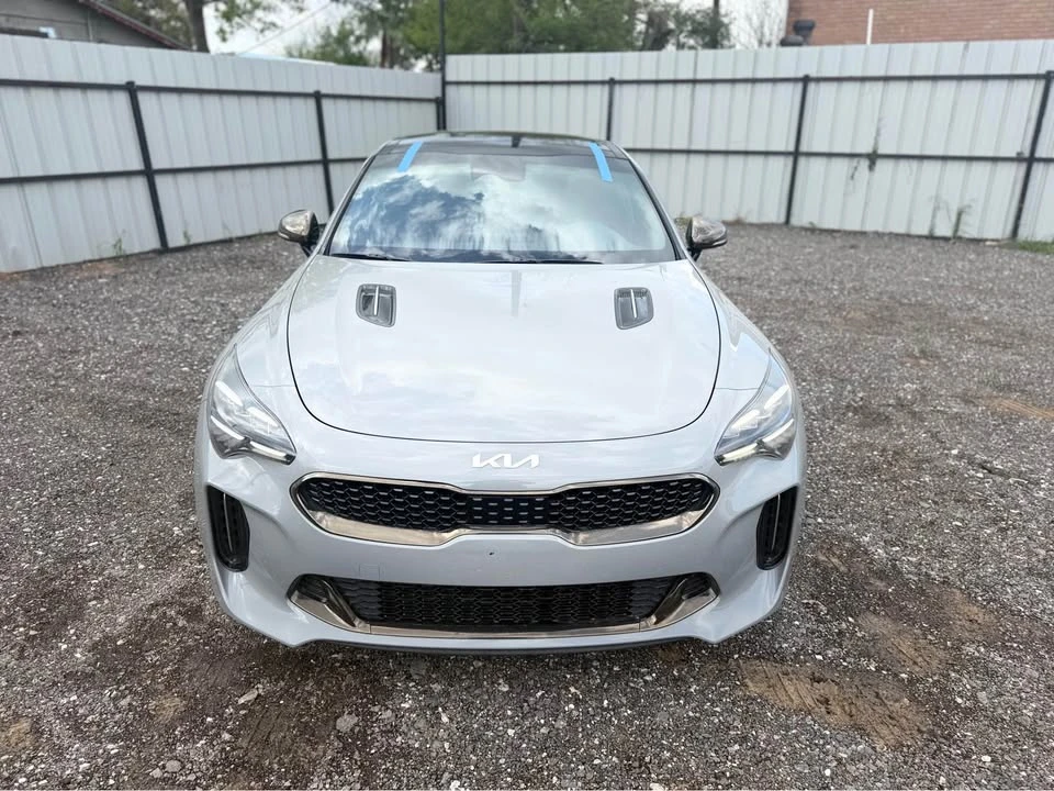 2022 Kia Stinger GT - Image 2 of 8