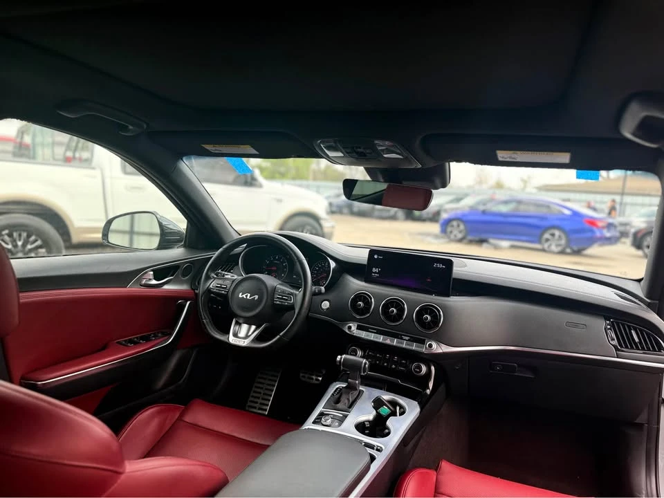 2022 Kia Stinger GT - Image 4 of 8