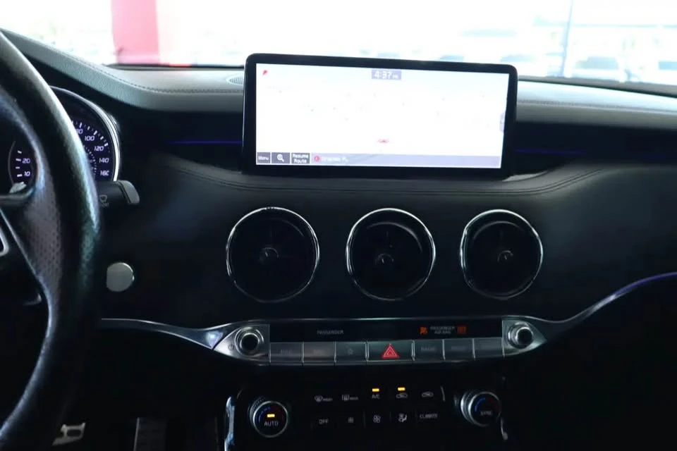 2022 Kia Stinger GT - Image 9 of 10