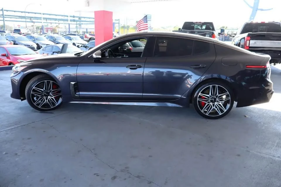2022 Kia Stinger GT - Image 3 of 10