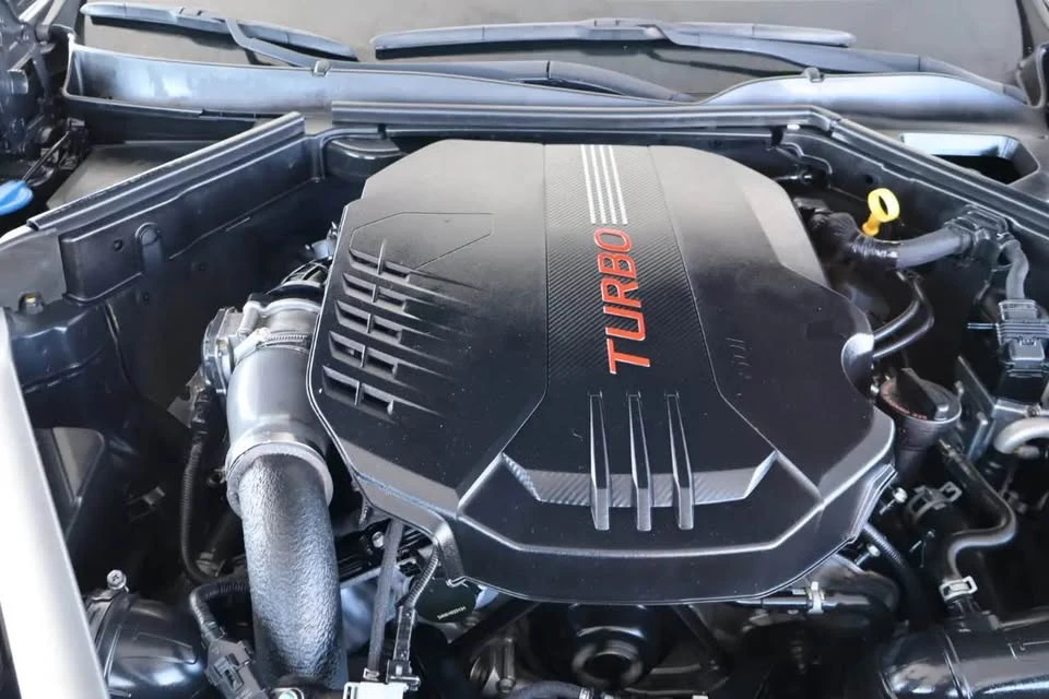2022 Kia Stinger GT - Image 10 of 10
