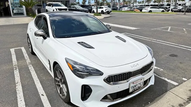 2022 Kia Stinger GT1