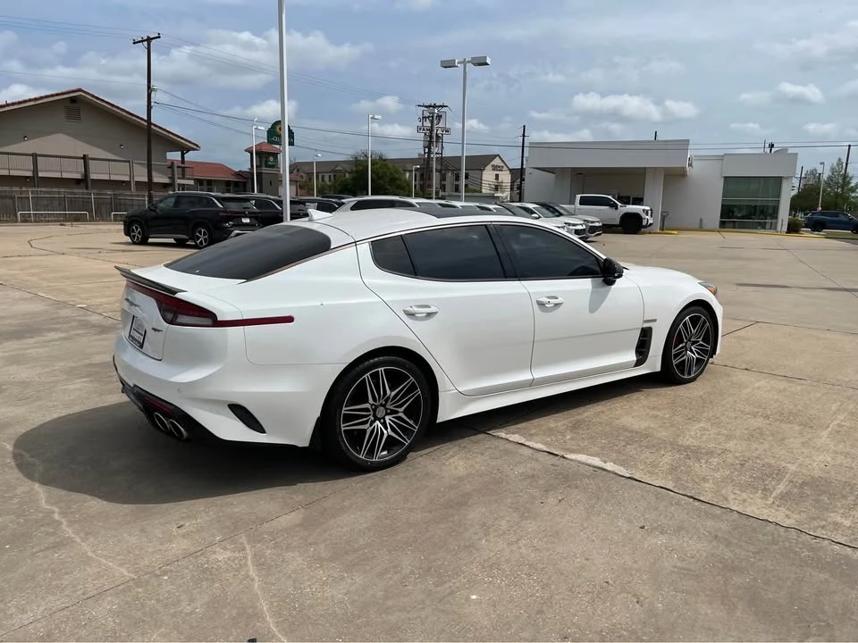 2022 Kia Stinger GT - Image 7 of 15