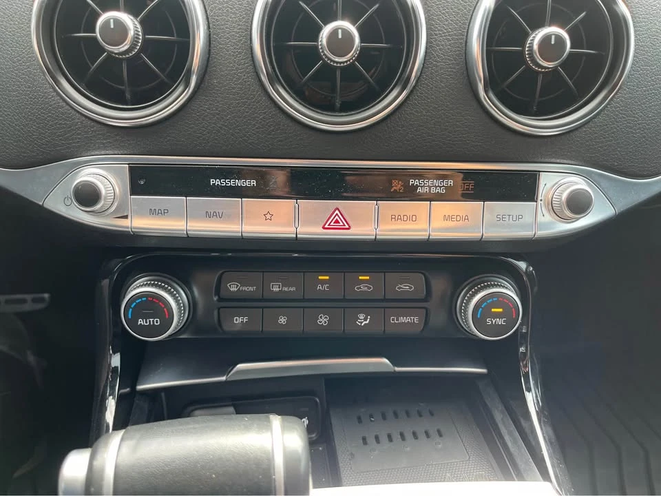 2022 Kia Stinger GT - Image 15 of 15