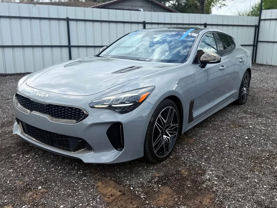 2022 Kia Stinger GT - Image 2 of 8