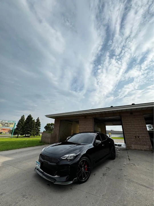 2022 Kia Stinger GT - Image 3 of 8