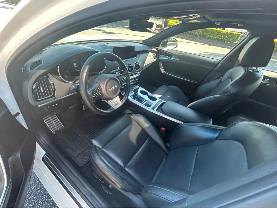 2022 Kia Stinger GT - Image 5 of 7