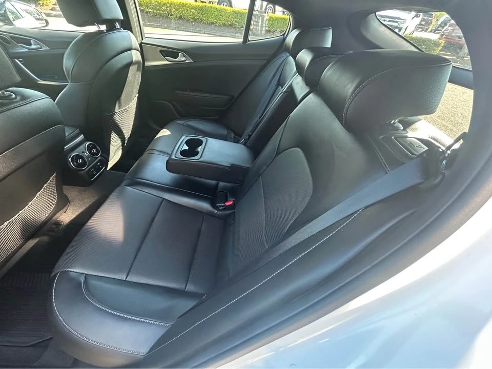 2022 Kia Stinger GT - Image 6 of 7