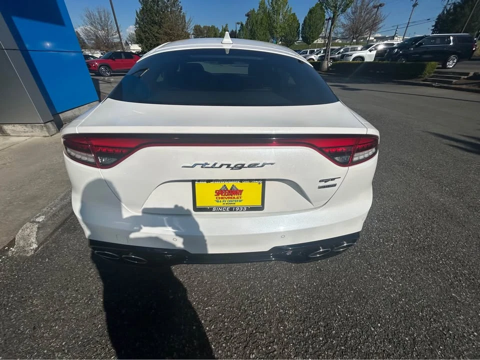 2022 Kia Stinger GT - Image 4 of 7
