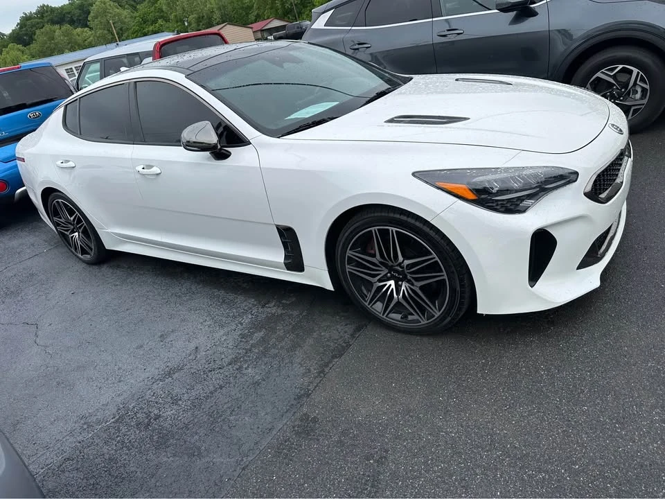 2022 Kia Stinger GT - Image 3 of 6