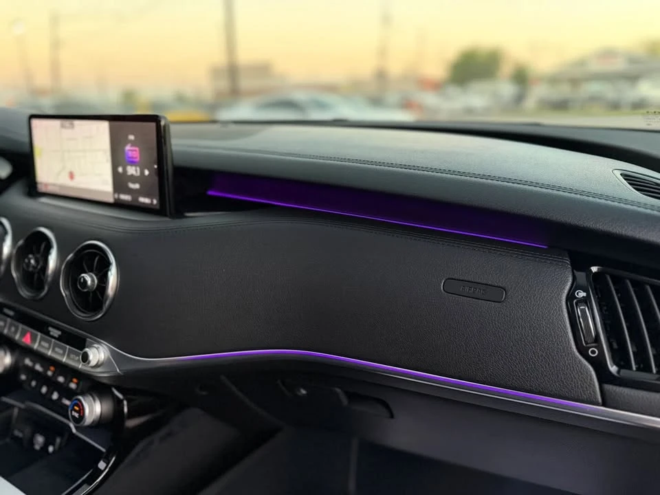 2022 Kia Stinger GT - Image 14 of 19