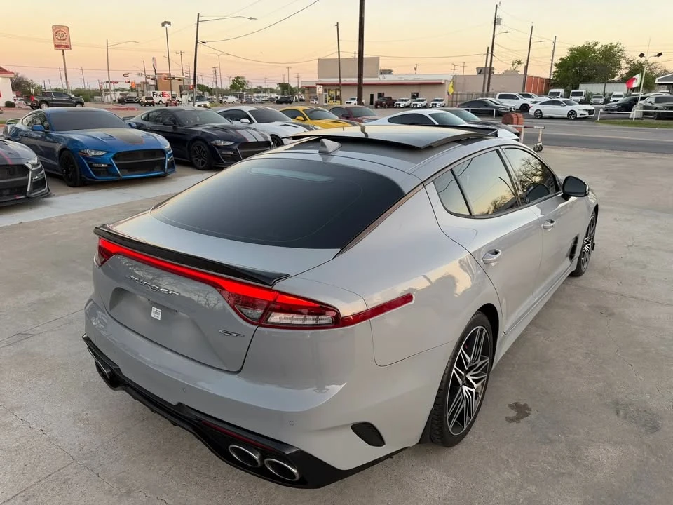 2022 Kia Stinger GT - Image 4 of 19