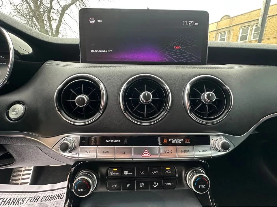 2022 Kia Stinger GT - Image 12 of 13