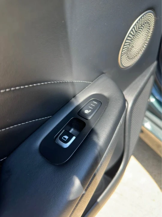 2022 Kia Stinger GT - Image 7 of 19
